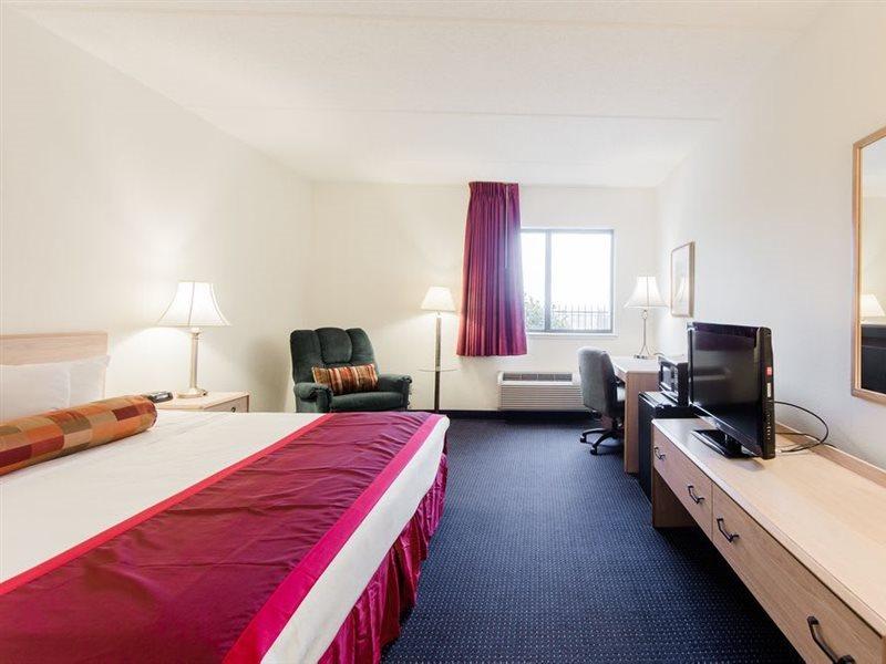 Hotel (adults Only)