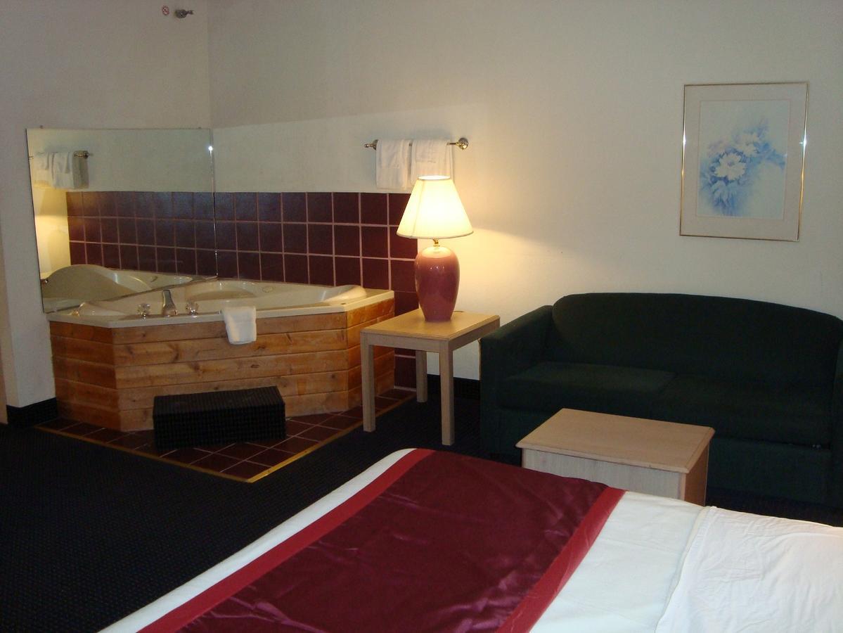 Hotel (adults Only) 2*