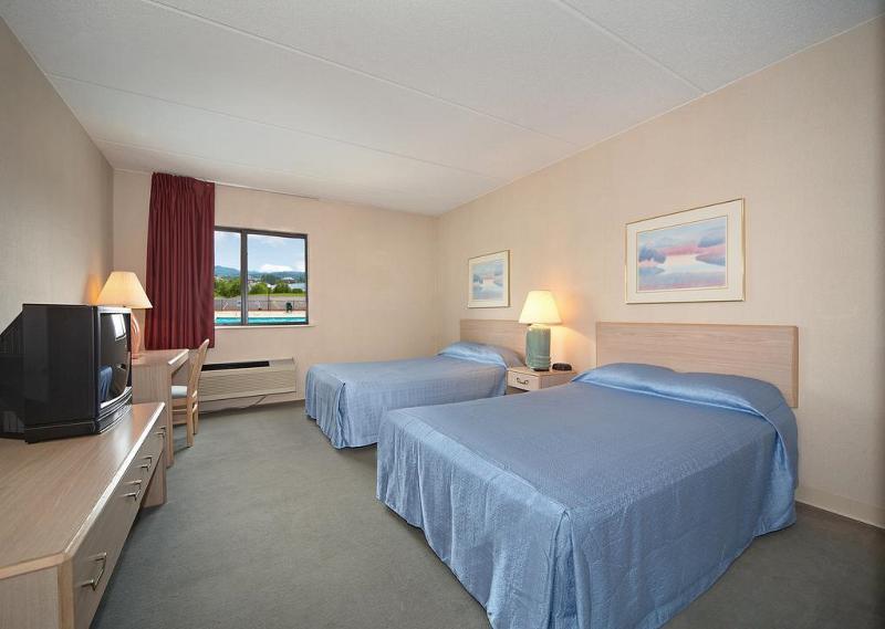 (adults Only) 2* Pigeon Forge